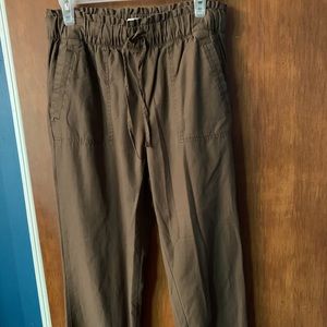 Women’s loft jogger pant size medium
